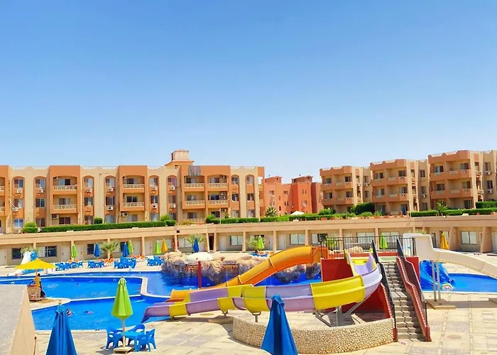 نزهه بيتش اكوا بارك راس سدر * Ras Sedr